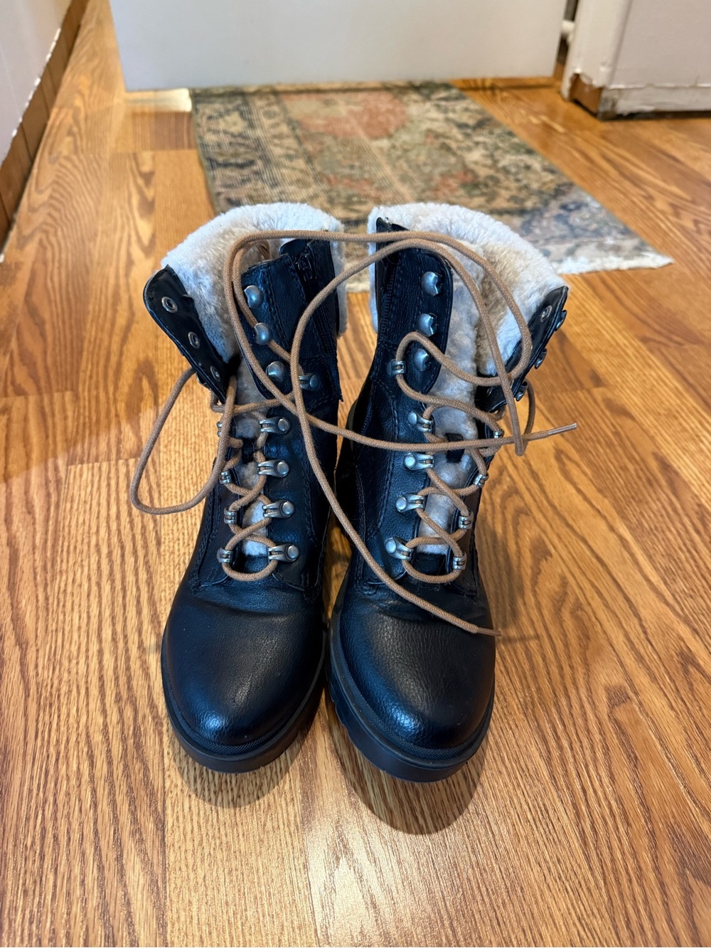Black Faux-Shearling Lace-Up Winter Boots
